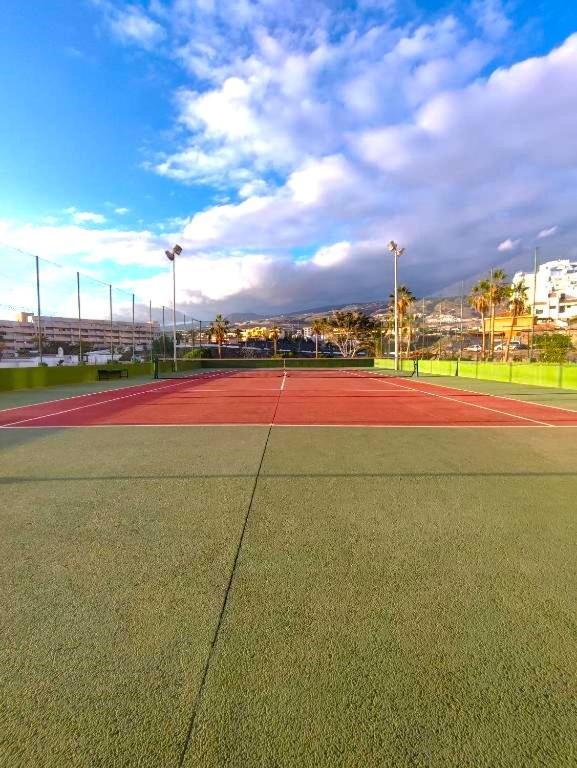 Skyline View Apartment - Free Private Parking Including & Guest Bonus Costa Adeje  Eksteriør billede