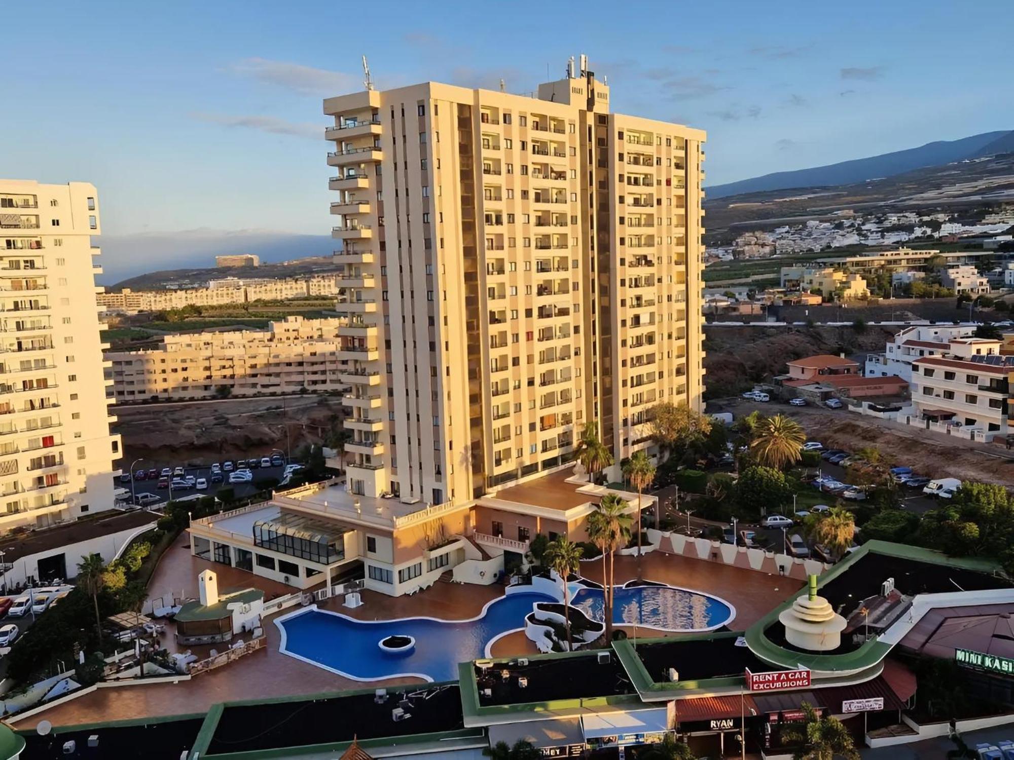 Skyline View Apartment - Free Private Parking Including & Guest Bonus Costa Adeje  Eksteriør billede